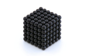 Neocube 5mm noir